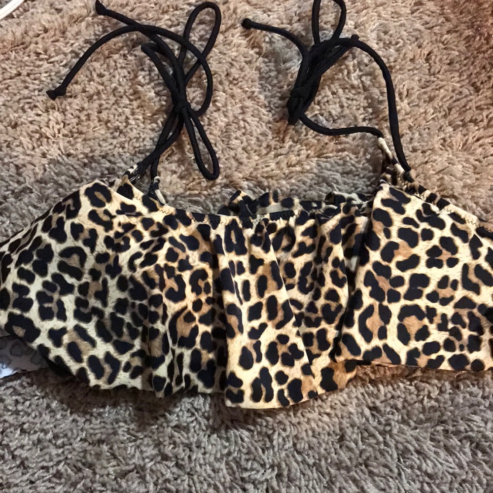 PINK Victoria’s Secret Bikini top